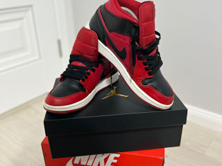 Air Jordan 1 mid (red)