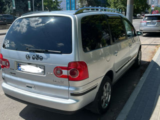 Volkswagen Sharan фото 0