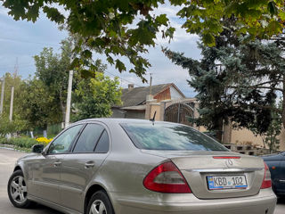 Mercedes E-Class foto 5