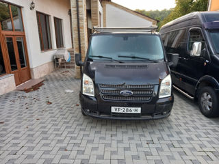 Ford TRANSIT TURNEO foto 2