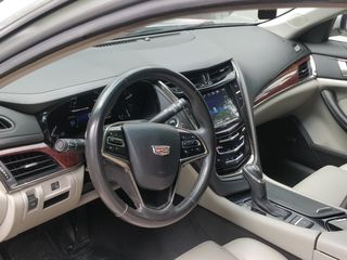 Cadillac CTS foto 9