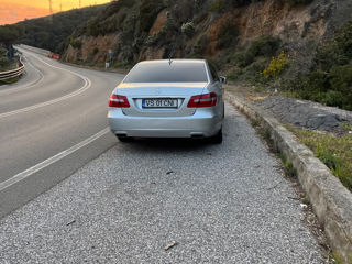 Mercedes E-Class foto 5