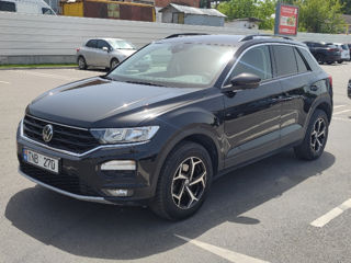 Volkswagen T-Roc foto 2