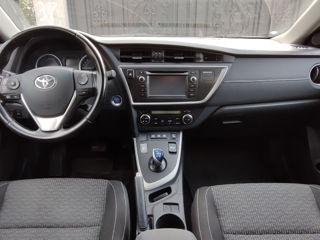 Toyota Auris foto 8