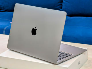 MacBook Air Retina 2020 (Apple M1/8Gb Ram/256Gb SSD/36 Cycles/13.3" Retina) foto 6