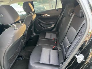 Infiniti QX30 foto 14