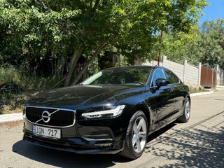 Volvo S90 foto 2