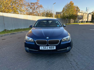 BMW 5 Series foto 3