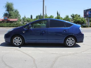 Toyota Prius foto 4