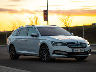 Skoda Superb foto 3