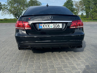 Mercedes E-Class foto 3