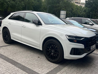 Audi Q8 foto 6