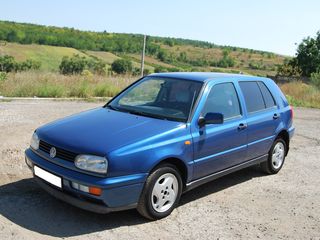 Volkswagen Golf foto 1