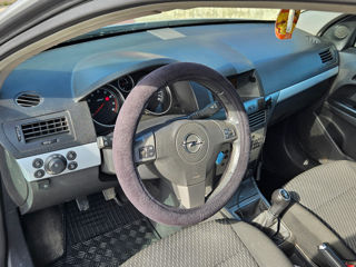 Opel Astra foto 9