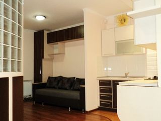 centru, Valea Trandafirilor, apartament - lux- 300 euro foto 4