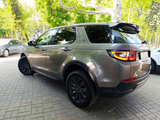 Land Rover Discovery Sport фото 1