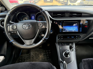 Toyota Auris foto 8