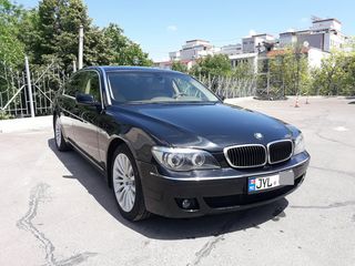 BMW 7 Series foto 1