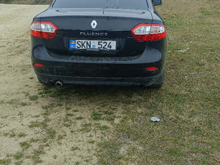 Renault Fluence foto 2