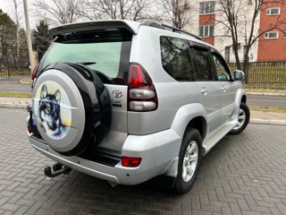 Toyota Land Cruiser Prado foto 7