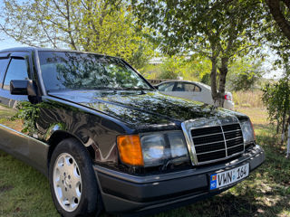 Mercedes Series (W124) foto 3