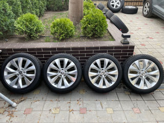 Skoda set Jante Casiopia +Cauciucuri R18 235/45 Pirelli.