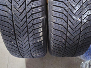 2 Anvelope 215/50 R17 foto 5