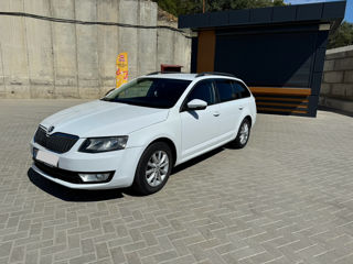 Skoda Octavia foto 3