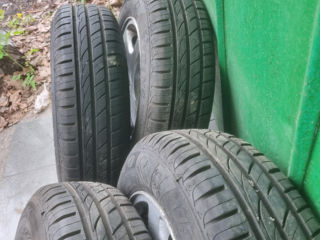 Jante cu anvelope 175 / 70 R14 foto 1