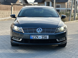 Volkswagen Passat CC foto 2