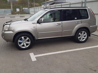 Nissan X-Trail foto 4