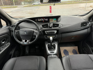 Renault Grand Scenic foto 6