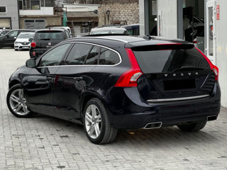 Volvo V60 foto 3