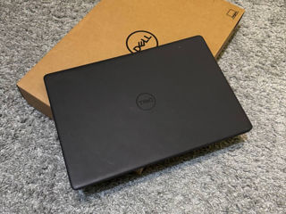 ПРОДАМ Dell Vostro 15 3000 (i5, 8gb)