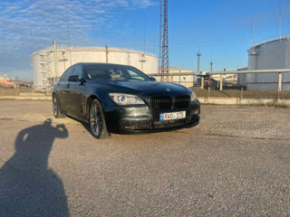 BMW 7 Series foto 2