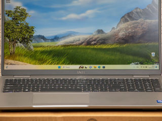 Dell Precision 3571/ Core I5 12600H/ 16Gb Ram DDR5/ IrisXe/ 500Gb SSD/ 15.6" FHD IPS!!! foto 3