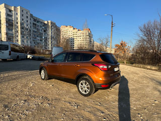 Ford Escape foto 4