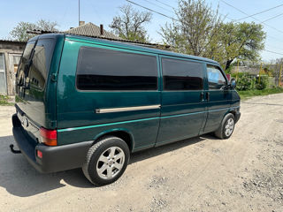 Volkswagen Transporter foto 2