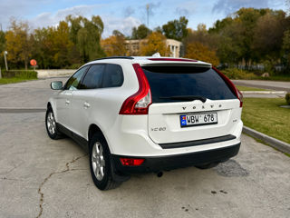 Volvo XC60 foto 5