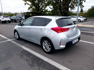 Toyota Auris foto 3