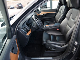 Volvo XC90 foto 8