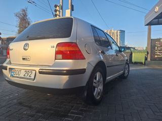 Volkswagen Golf foto 5