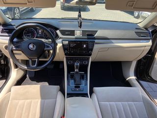 Skoda Superb foto 9