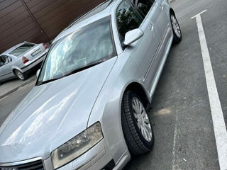 Audi A8 foto 10