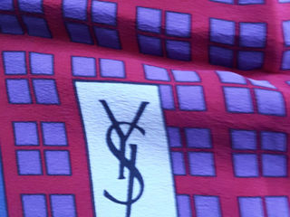 Шёлковый платок ,,YSL,,оригинал foto 1