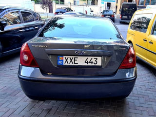 Ford Mondeo foto 4