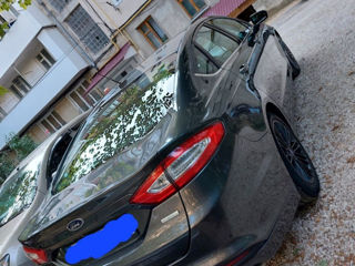 Ford Fusion foto 6