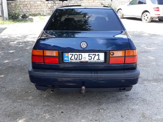 Volkswagen Vento foto 2