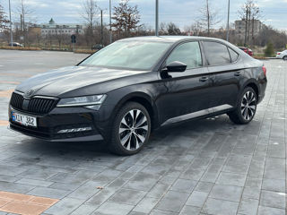 Skoda Superb foto 2