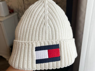 Căciula iarnă bebeluși, Tommy Hilfiger originală.